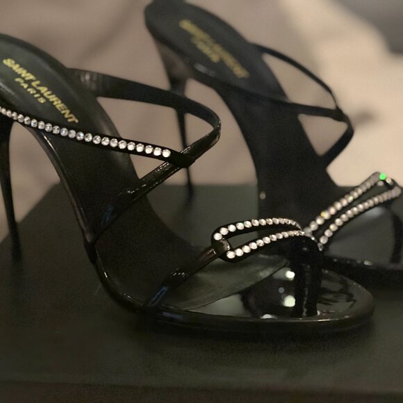 SAINT LAURENT BLACK HEELS